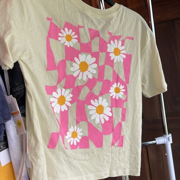 Rebellious One Graphic T-shirt - Picture 4 of 6